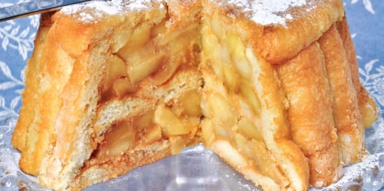 À vos fourneaux la recette de la charlotte aux pommes caramélisées au