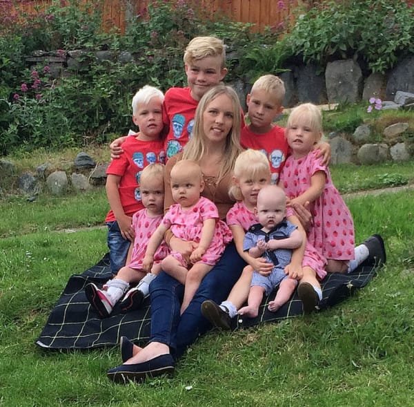 Tragic father James Green died in his sleep leaving his wife Cloe Green and his 8 children. Picture: Photo-features Mobile: 07966 967672 Email: jeremy@durkinphotoservices.com 41 Boat Dyke Rd Upton Norwich Norfolk NR13 6BL