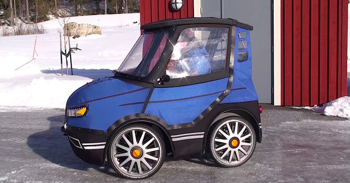 car1.jpg?resize=412,275 - Man Showed Off His Small Car That Actually Works Like A Bicycle