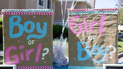 gender reveal 412x232.jpg?resize=412,232 - Parents Revealed Gender Of Their Twins During Gender Reveal Party