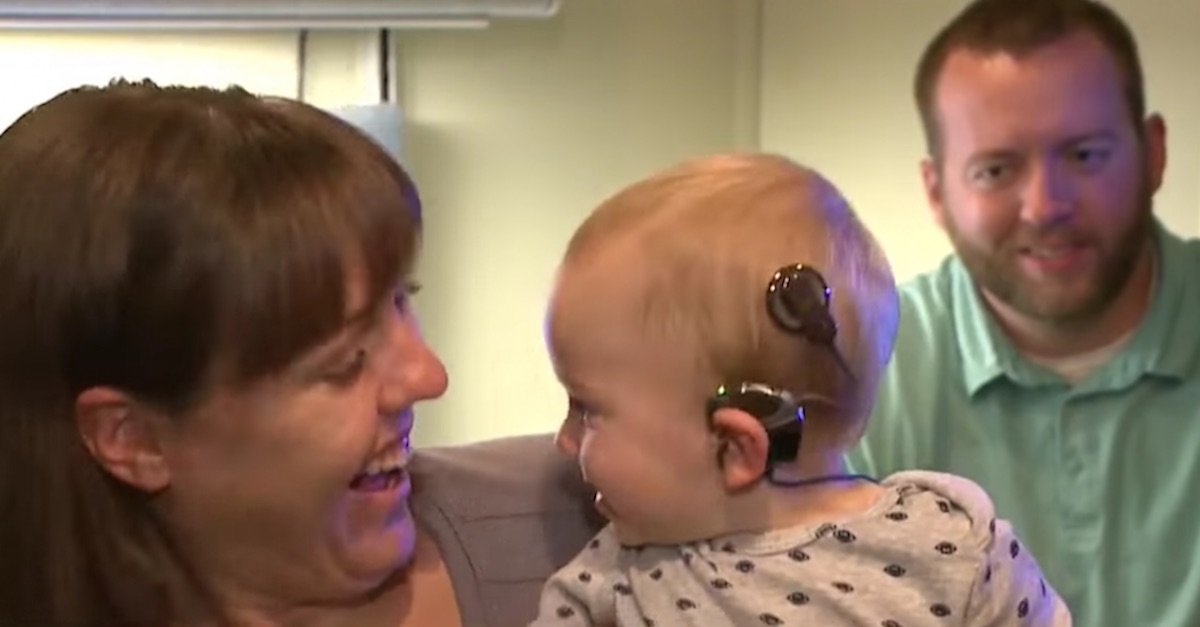 cochlear.jpg?resize=1200,630 - Baby Heard His Parents' Voices For The First Time And His Reaction Is Melting People's Hearts