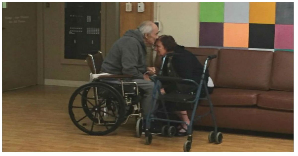 cover grandparents separated cries emotional.jpg?resize=1200,630 - Granddaughter Wrote A Letter In Tears When Nursing Home Won't Let Her Grandparents Be Together