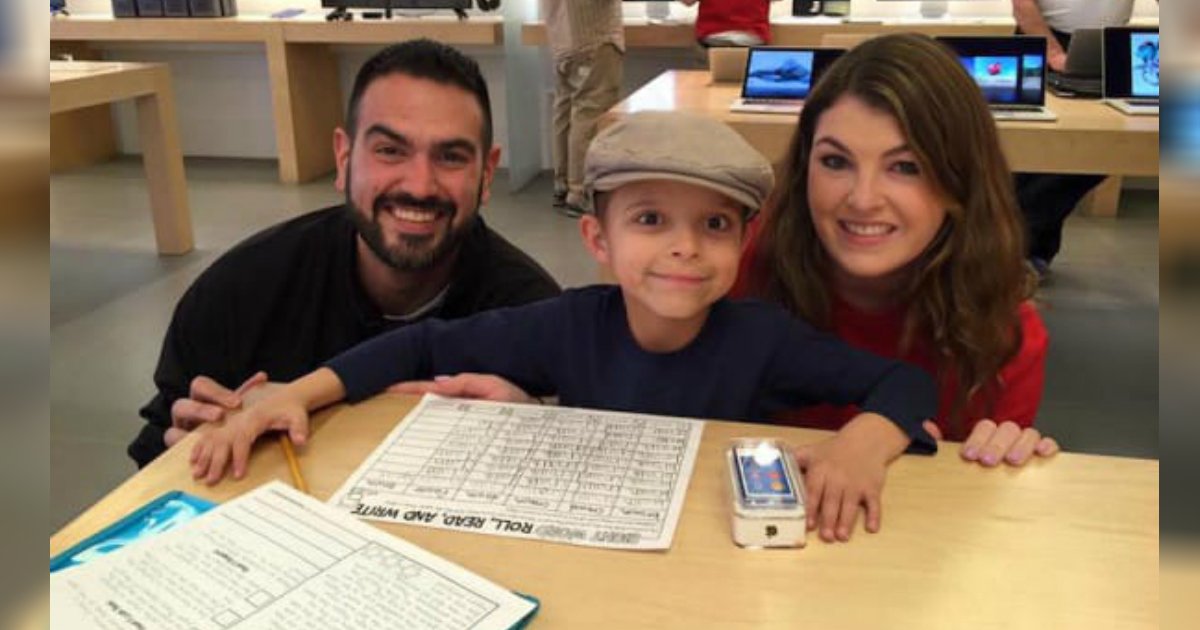 gift from apple store.jpg?resize=1200,630 - Employee Surprised Boy With Tumor With A Gift After He Heard Of His Tough Story