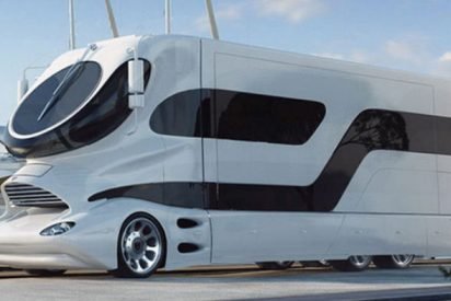 rv 412x275.jpg?resize=412,275 - This Mobile Home Will Drive You Straight into the Lap of Luxury