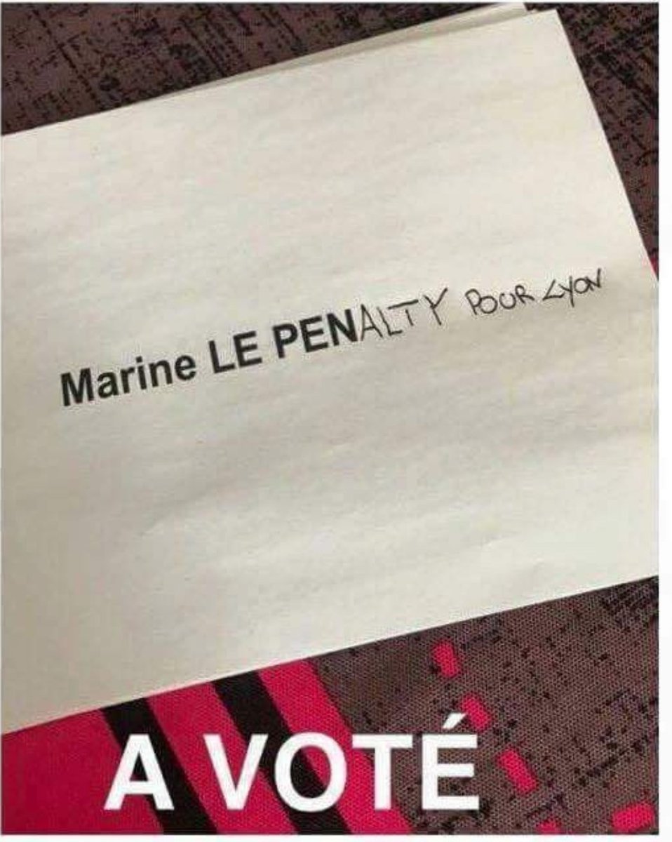 Découvrez les 10 bulletins les plus drôles du premier tour de l'élection présidentielle 2017 ! 9 6 240x300 - Découvrez les 10 bulletins les plus drôles du premier tour de l'élection présidentielle 2017 !