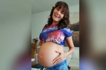 mom loses sight while pregnant brain tumor 412x275.jpg?resize=412,275 - Pregnant Woman Started Going Blind And Thought It Was Normal Until Doctors Discovered A Tumor