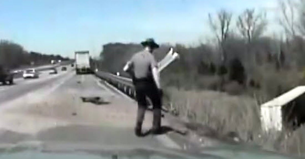 trooper.jpg?resize=1200,630 - State Trooper Recorded While Rescuing Truck Driver Involved In An Accident