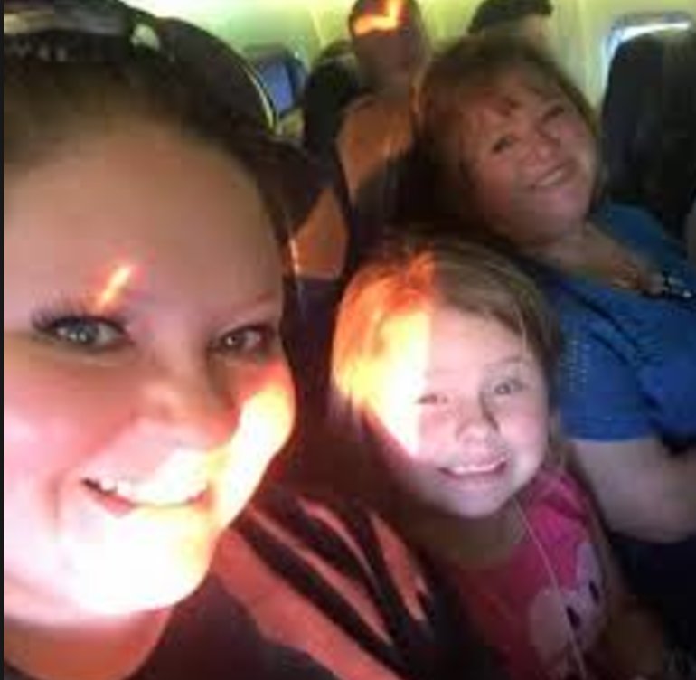 Dad Finds Hidden Envelope In Daughter's Car, Bursts Into Tears When He Reads Letter Inside used car sabrina 2 - Dad Finds Hidden Envelope In Daughter's Car, Bursts Into Tears When He Reads Letter Inside