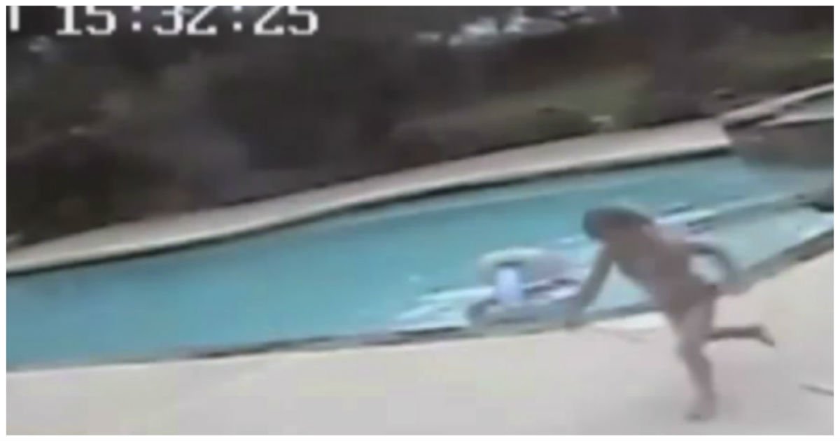 girl saves mother pool cover.jpg?resize=412,232 - 5-Year-Old Girl Is Being Hailed A Hero After She Saved Her Mother From Drowning