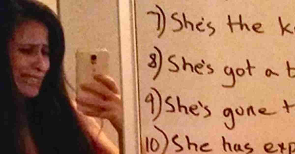 husband mirror note to wife.jpg?resize=1200,630 - After A Rough Fight, Wife Looked At Her Mirror And Saw Long Note From Her Husband