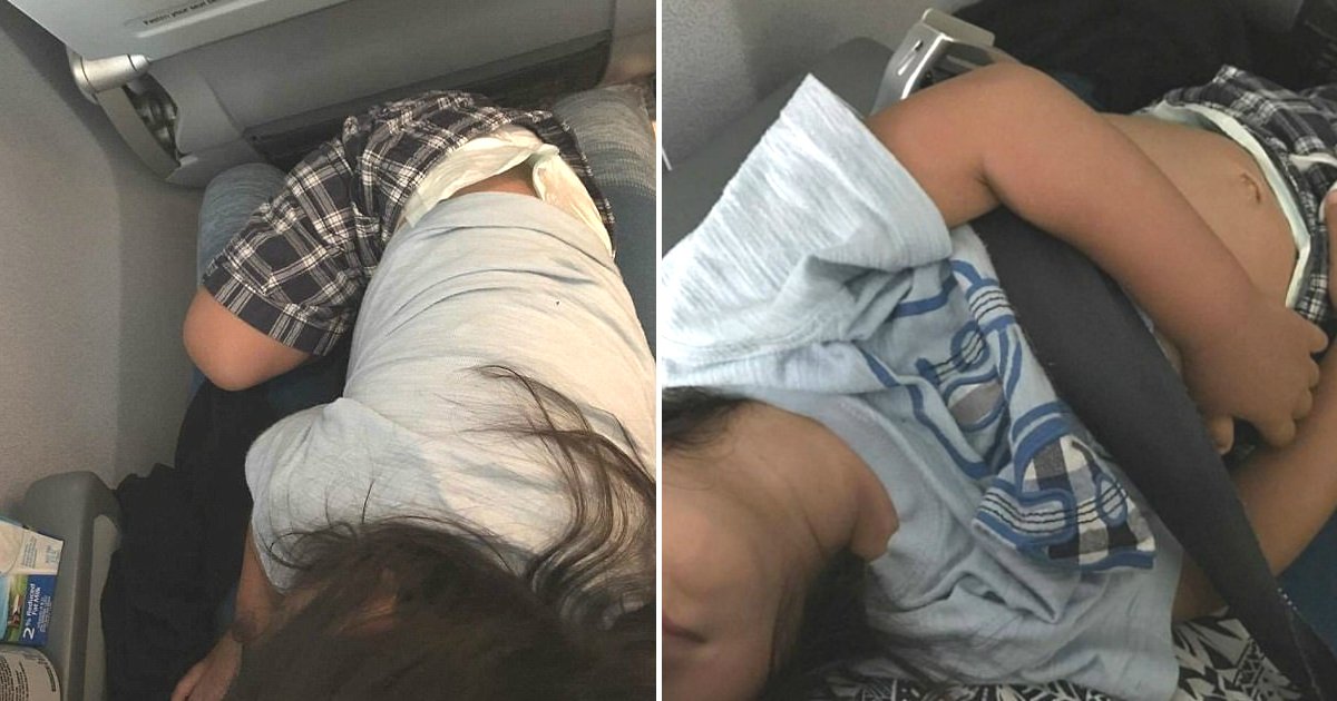 toddler sit mom lap 2.jpg?resize=412,232 - United Airlines Staff Forced Mother To Share Her Seat With Her Son