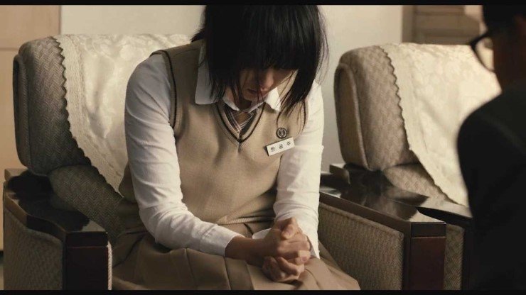 “왜 날 성매매 시킨 애들을 풀어주나요” 피해 여중생의 호소에도 '석방' han gong ju 2013 720p hdrip x264 aac cjcontents mp4 005857857 - “왜 날 성매매 시킨 애들을 풀어주나요” 피해 여중생의 호소에도 '석방'