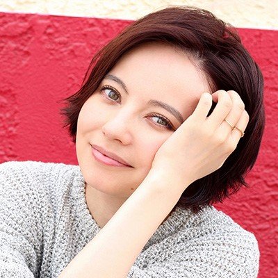胸がないのが切実な悩み ベッキーの貧乳説は本当だった Hachibachi 胸がないのが切実な悩み ベッキーの貧乳説は本当だった Hachibachi