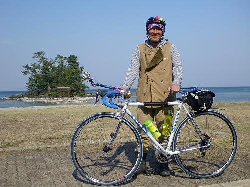 2 819.jpg?resize=1200,630 - 火野正平がこころ旅で乗っている自転車は？