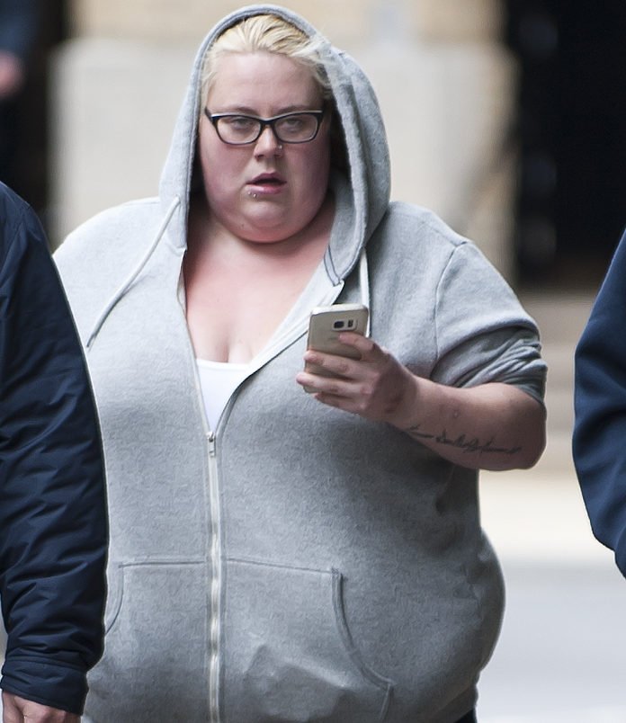 12/06/2017 Southwark Crown Court (London) Pic shows Jemma Beale arriving at court. A woman accused of falsely claiming that she had been sexually assaulted has appeared in court today. Jemma Beale, 24, allegedly committed perjury when giving witness evidence in a trial at Isleworth Crown Court in 2012. She is charged with two counts of perjury in relation to saying that an act of sexual activity between her and a man - who cannot be named for legal reasons - was not consensual. SEE STORY CENTRAL NEWS. 020 72360116.  Picture: Central News/Gustavo Valiente