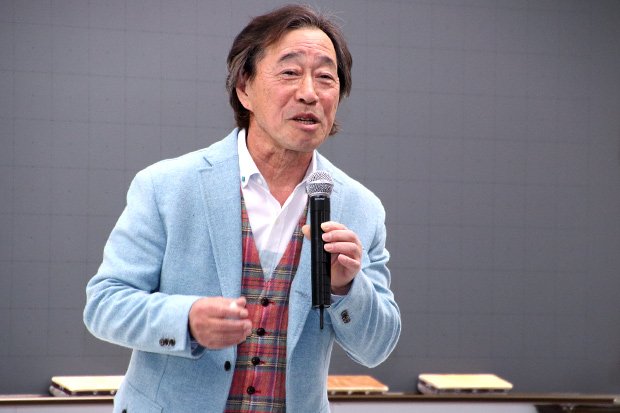 武田鉄也が歌う卒業式の名曲 贈る言葉 実は失恋ソングだった Hachibachi 武田鉄也が歌う卒業式の名曲 贈る言葉 実は失恋ソングだった Hachibachi