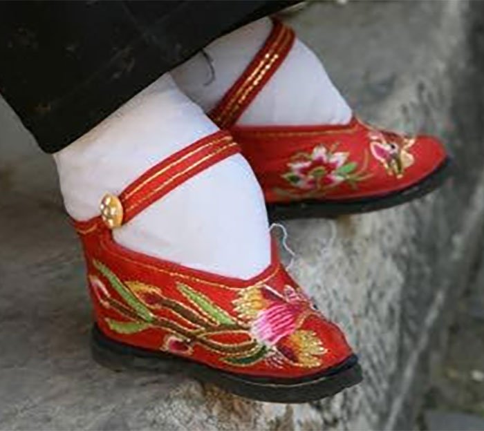 chinas-foot-binding6