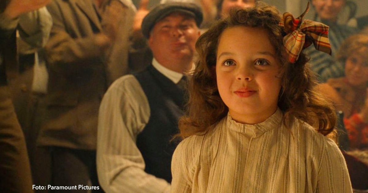 cover 12.png?resize=412,275 - La pequeña niña que bailó con “Jack” en “Titanic” cuenta cómo era Di Caprio en el set de filmación