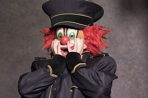 img 59ff353895723.png?resize=412,232 - SEKAI NO OWARI（世界の終わり）のピエロって重要な役割だったの？