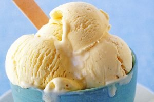 vanilla-bean-ice-cream-12608-1