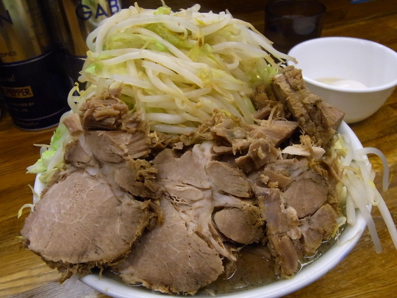初心者にもお勧めできるラーメン二郎の人気店ランキングベスト3を紹介 Hachibachi 初心者にもお勧めできるラーメン二郎の人気店ランキングベスト3を紹介 Hachibachi