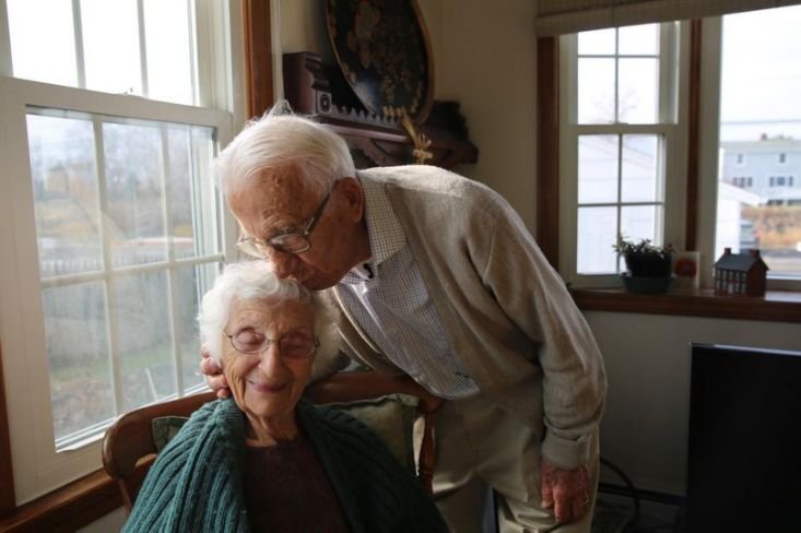 El resultado de la imagen de LIFE America's 'Longest-Married Couple' celebra el histórico 85 ° aniversario de bodas john and ann betar