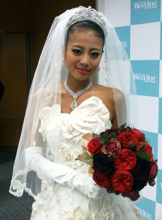 azuru yuu a happy marriage with a handsome guy what that cd5aff76.jpg?resize=412,232 - あびる優さん、イケメン旦那と幸せな結婚！？その後…