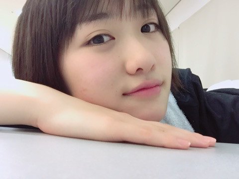 鼻にんにくだけど人気のある芸能人 Hachibachi