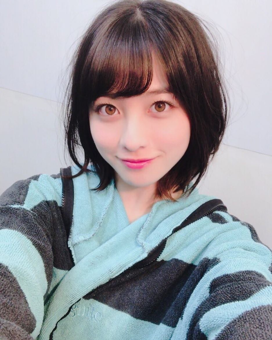 髪をバッサリ切った橋本かんなが やっぱり天使すぎるとファンが大喜び Hachibachi 髪をバッサリ切った橋本かんなが やっぱり天使すぎるとファンが大喜び Hachibachi