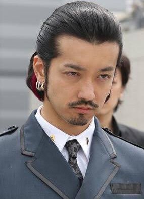 金子ノブアキは在日 関東連合関係者 黒い噂と雰囲気が漂う彼の素顔に迫ります Hachibachi