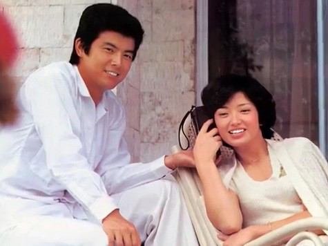 芸能界きってのオシドリ夫婦 山口百恵 三浦友和 仲良しの秘訣は Hachibachi 芸能界きってのオシドリ夫婦 山口百恵 三浦友和 仲良しの秘訣は Hachibachi