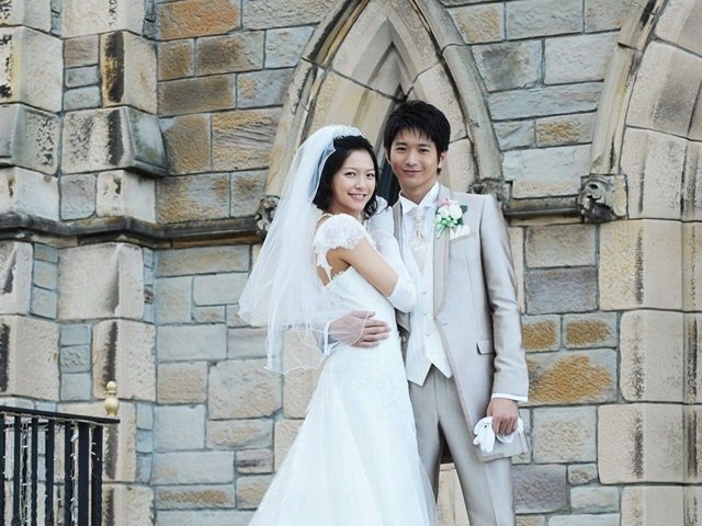 2016092702544084.jpg?resize=1200,630 - 美男美女！向井理と国仲涼子が結婚…のハズが世の中に祝福されていない？