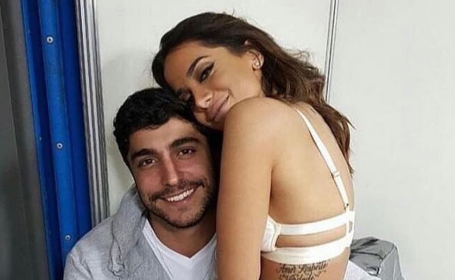 2450172 sinastria amorosa de anitta e thiago mag 950x0 3 e1517659851526.jpg?resize=412,232 - Casal apaixonado e cheio de charme! Conheça o maridão de Anitta, o empresário Thiago Magalhães!