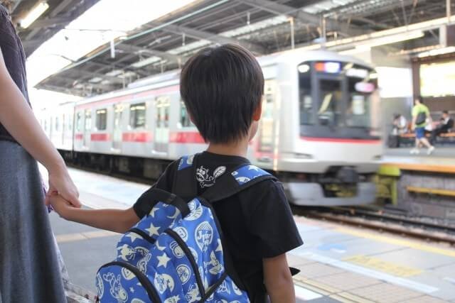 子ども 電車