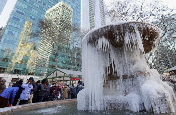 Frozen Water Fountain In New York