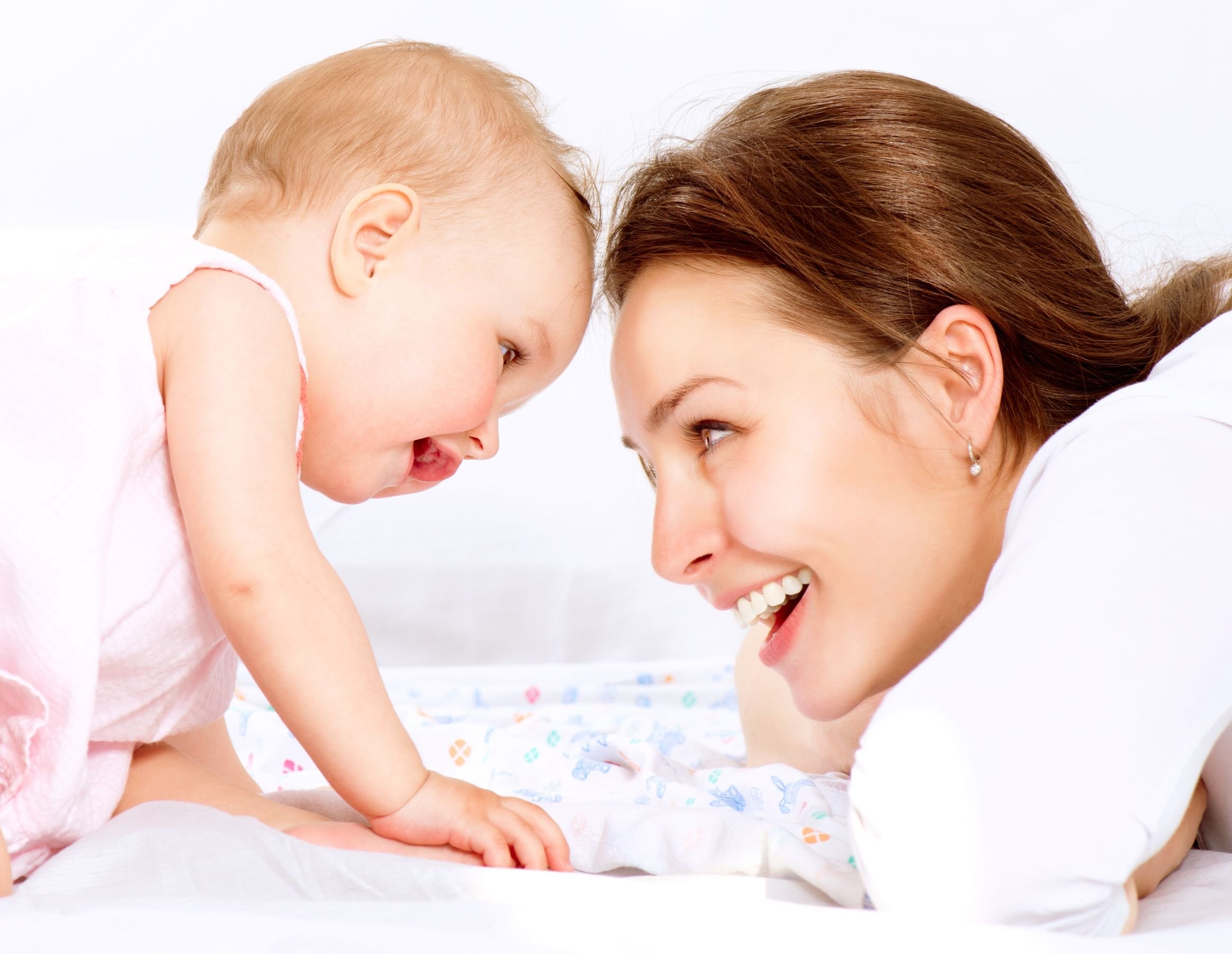 babys good health.jpg?resize=1200,630 - Falar com os bebês em seu linguajar faz muito bem à eles