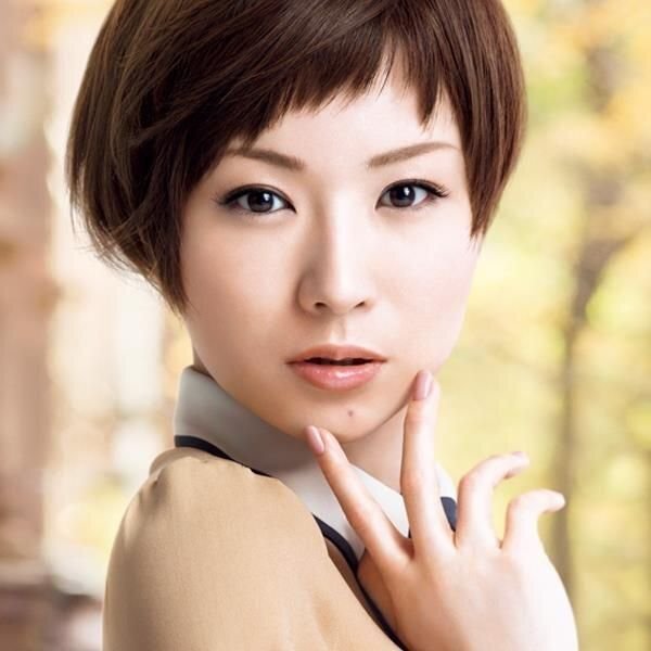 まさに七変化 椎名林檎の髪型について Hachibachi まさに七変化 椎名林檎の髪型について Hachibachi