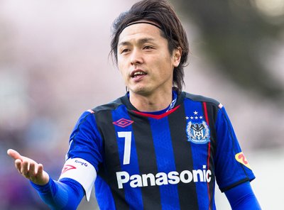 遠藤保仁が結婚したのはいつ 妻はどんな人 離婚疑惑にも追及 Hachibachi 遠藤保仁が結婚したのはいつ 妻はどんな人 離婚疑惑にも追及 Hachibachi