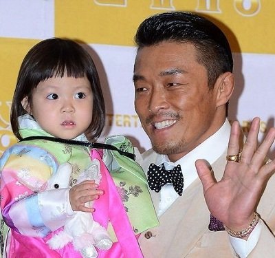 スタイル抜群モデルshihoと娘のサランが韓国で人気の理由3つ Hachibachi スタイル抜群モデルshihoと娘のサランが韓国で人気の理由3つ Hachibachi