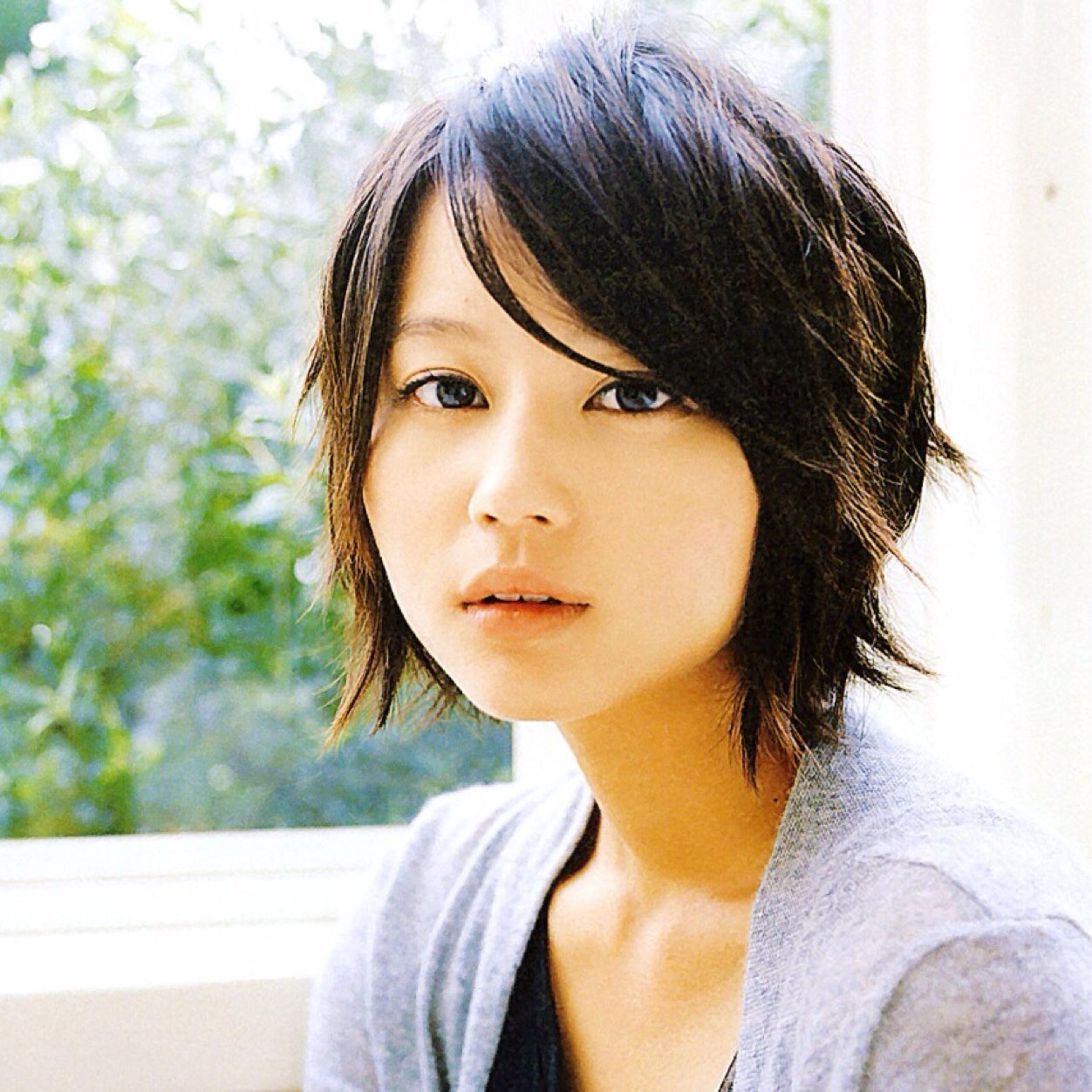 堀北真希さん その人気のショートヘアの秘密に迫る Hachibachi 堀北真希さん その人気のショートヘアの秘密に迫る Hachibachi