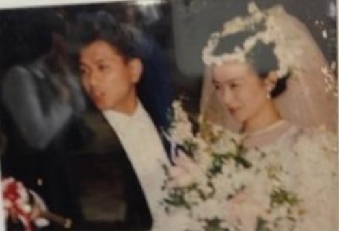 藤井フミヤの奥さんはどんな人 おしどり夫婦の秘密とは Hachibachi 藤井フミヤの奥さんはどんな人 おしどり夫婦の秘密とは Hachibachi