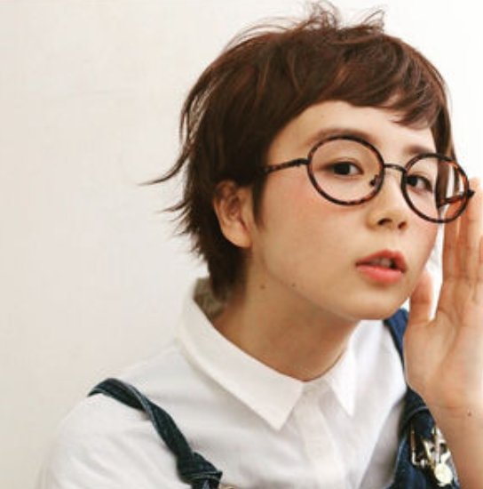 女子版 丸メガネ似合う髪型特集 画像まとめ5枚 Hachibachi 女子版 丸メガネ似合う髪型特集 画像まとめ5枚 Hachibachi