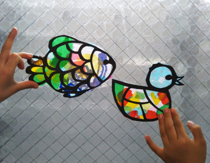 ステンドグラス風のインテリアフレームを作れるガラス絵の具 Hachibachi