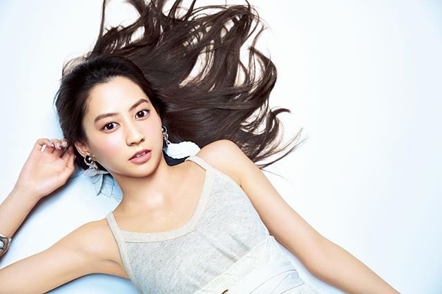 img 5a681f69e7d28.png?resize=412,232 - 明るさが魅力の河北麻友子！その反面ガリガリすぎて心配な件