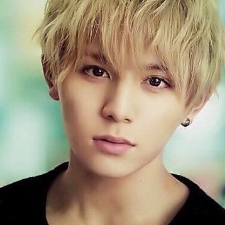 Hey Say Jumpの山田涼介の家族は美形揃い 美人すぎると噂の母 姉妹とは Hachibachi Hey Say Jumpの山田涼介の家族は美形揃い 美人すぎると噂の母 姉妹とは Hachibachi