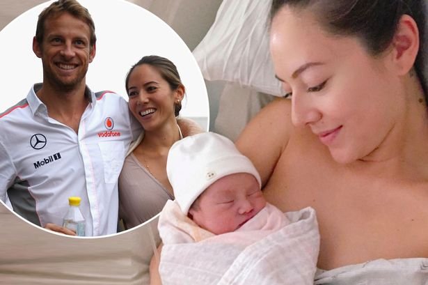 main jenson buttons ex wife jessica michibata gives birth to a daughter but remains tight lipped over ba.jpg?resize=412,232 - 道端ジェシカ、レーサーのジェンソン・バトンとのセレブ結婚間もなく離婚