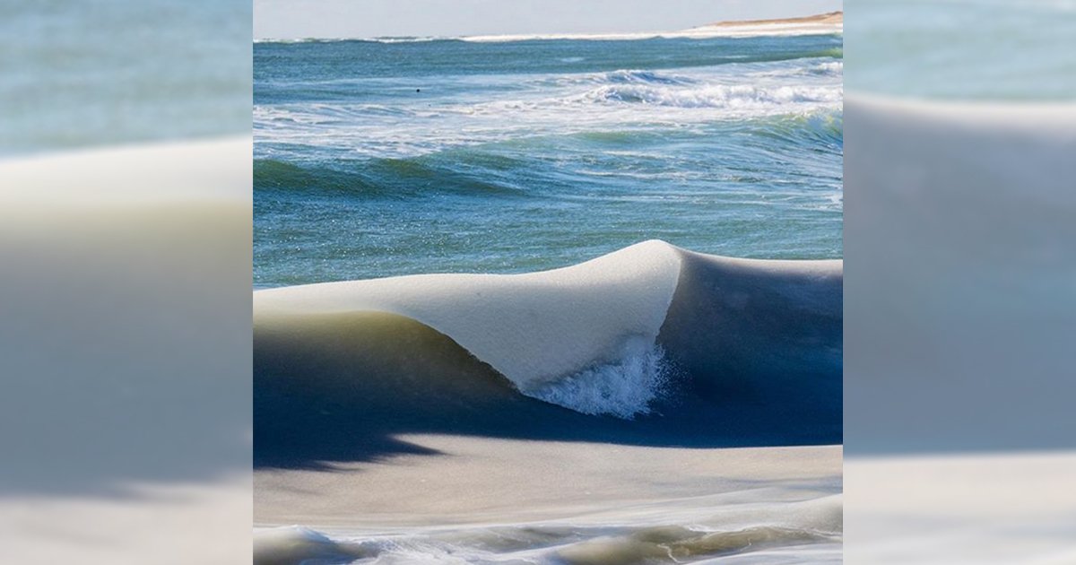 mainphoto vague.jpeg?resize=412,232 - [Photo] Des vagues gelées observées sur la côte est des États-Unis