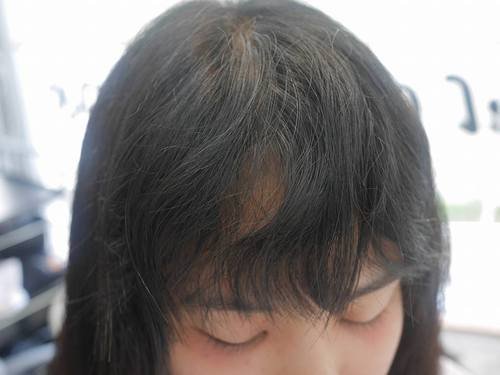 「うねる前髪」の画像検索結果