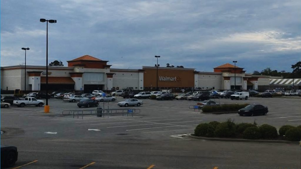 The Walmart at 550 North Hwy 17 (Screenshot—–Bing Maps)