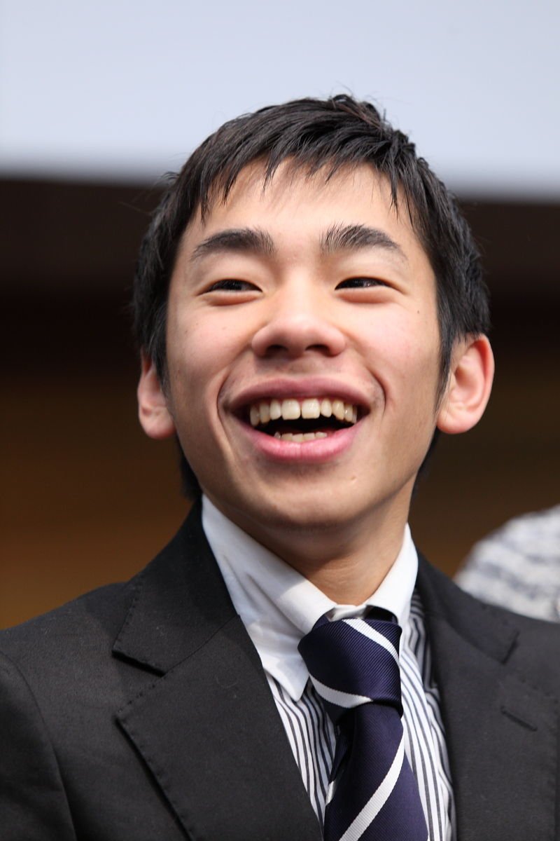 織田信長の子孫 織田信成がバラエティに全力 流行ギャグを取り入れる Hachibachi 織田信長の子孫 織田信成がバラエティに全力 流行ギャグを取り入れる Hachibachi